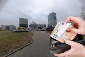 Sostinė apmokestina automobilių aikštelę prie Seimo