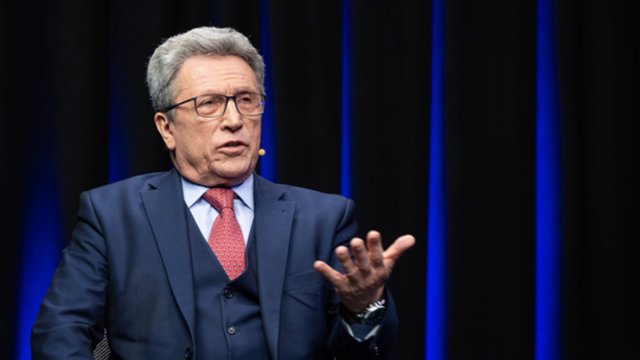 Buvęs užsienio reikalų ministras A. Valionis: turime 5–6 metus, jei pražiopsosime – bus blogai