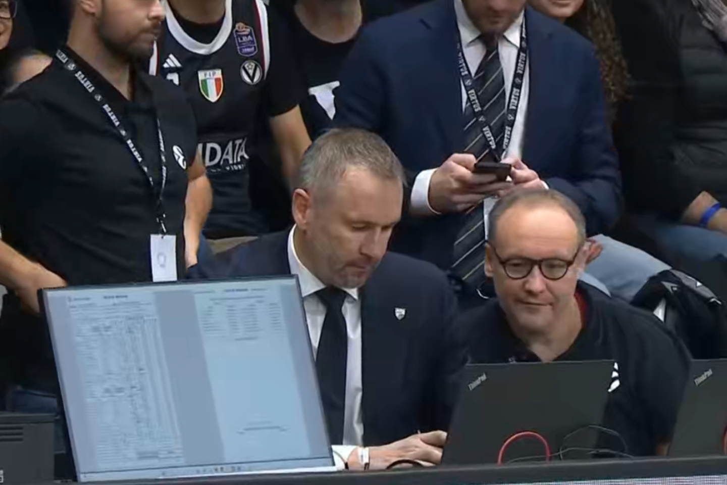 Tomas Masiulis rašo protestą<br> EuroLeague TV stopkadras