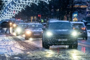 „Grinda“ informuoja vairuotojus: ką žinoti apie gatvių būklę Vilniuje