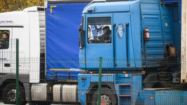 Nuogąstauja, kad dėl sulaikytų vilkikų Baltarusijoje bus prieita prie bankroto: anksčiau ar vėliau tai turėtų įvykti