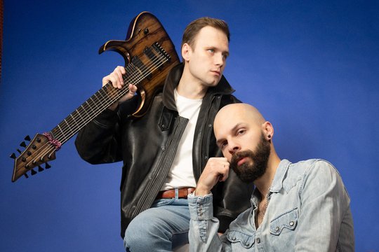 Naujai susikūręs „Staigvilas & Bačkus“ duetas dainas kūrė miške