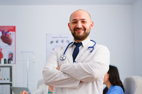 llgaamžiškumo tyrėjas spjovė į maisto papildus: išklojo, kaip stiprina sveikatą