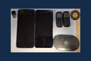 Telefonus į Vilniaus kalėjimą skraidino dronas – siuntinį perėmė pareigūnai