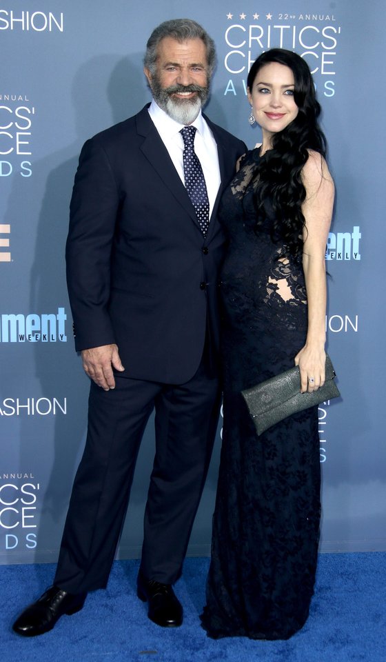 Melas Gibsonas ir buvusi jo mylimoji.<br>EPA-ELTA nuotr.