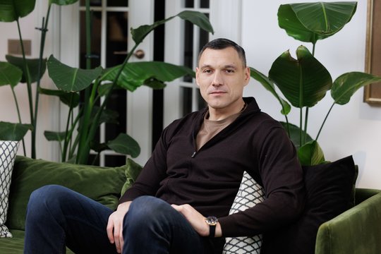 Apie asmeninį gyvenimą retai kalbantis J. Mačiulis – apie iš vėžių išmušusią dukros repliką: „Būdavo taip“