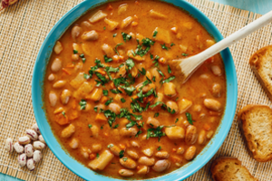 Sriubos, kurios sušildo ir suteikia organizmui reikalingų maistinių medžiagų, jo neapsunkina