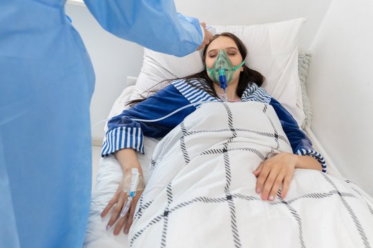 Sukrėtimas Lenkijoje: po grubios klaidos ligoninėje – nėščios moters mirtis