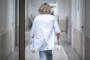 Kauno ligoninėje Rasą į neviltį pasiuntė medikės žodžiai: „Kas per viena tavo šeimos gydytoja?“