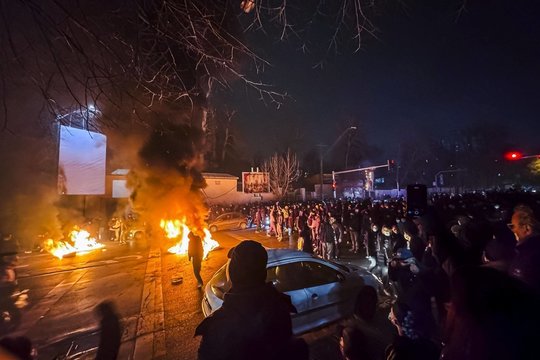 Irano parlamento pirmininkas: protestais siekiama išprovokuoti JAV karinius veiksmus