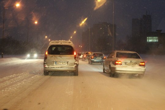 Perspėja Vilniaus vairuotojus: priminė svarbią taisyklę