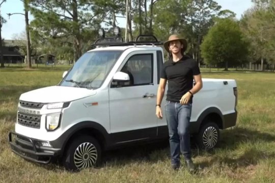 Vyras nusipirko elektromobilį už 2000 dolerių ir papasakojo, kas su juo nutiko per 18 mėnesių