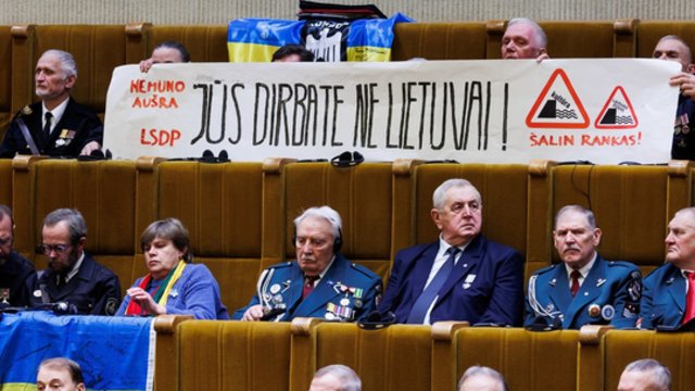 Akibrokštas Laisvės gynėjų susitikime: vos prakalbus J. Olekui – aiški žinutė