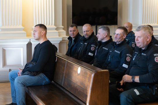 Policininko nušautos moters sūnūs kreipėsi į Aukščiausiąjį Teismą