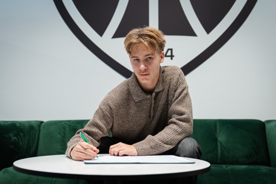 „Kauno Žalgiris“ pasirašė sutartį su 16-mečiu: „Esu išskirtinis žaidėjas“