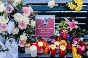 JT reikalauja atlikti nepriklausomą tyrimą dėl moters, kurią nušovė JAV imigracijos pareigūnas, nužudymo