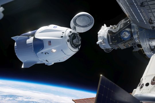 NASA nusprendė dėl sveikatos problemų grąžinti įgulą iš TKS