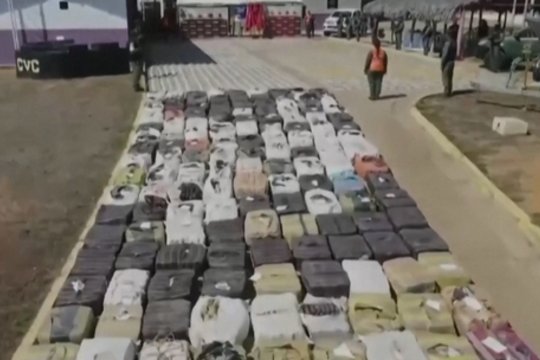 Venesuela paviešino sėkmingą laimikį: konfiskavo 6,85 tonos narkotikų