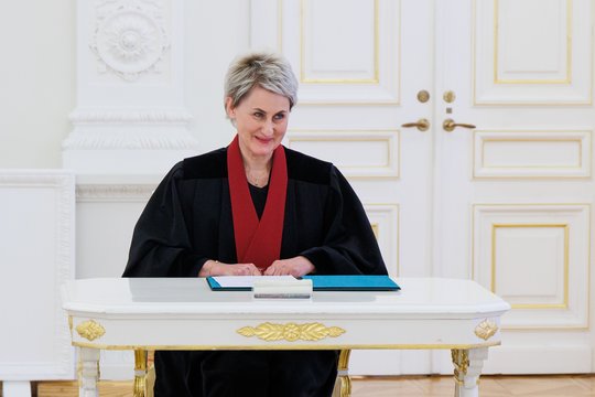 N. Grunskienė: „čekiukų“ bylose nuteistiems politikams skirta baudų už 244 tūkst. eurų