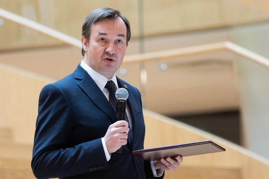 I. Ruginienės patarėjas bandė perkalbėti VU rektorių Petrauską sugrįžti į Valstybės pažangos tarybą