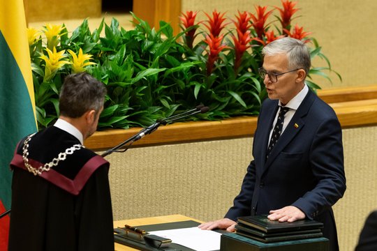 J. Sabatausko paskyrimas Konstitucinio Teismo teisėju prieštarauja Konstitucijai