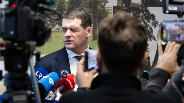 R. Žemaitaitis kritikuoja komunikaciją dėl Kapčiamiesčio poligono: turi važiuoti, o ne sėdėti krūmuose