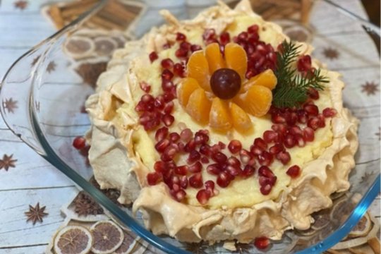 Laikui nepavaldi klasika: legendinis Pavlovos tortas 