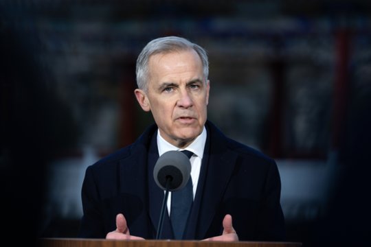 Kinija ir Kanada skelbia pasiekusios „istorinį susitarimą“ dėl muitų ir vizų