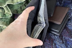 Kelionei taupęs vyras net išbalo sužinojęs, ką su paslėptais pinigais padarė jo žmona