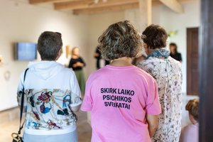 „Viskas, ką dariau vakar, šiandien – nebeįmanoma“: autistiškos merginos pasidalijo sukrečiančia patirtimi