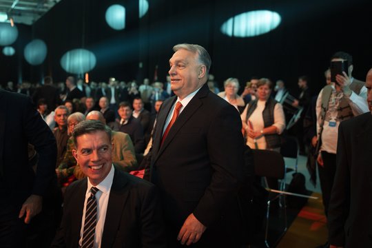 CNN: dešinieji pasaulio populistai nusifilmavo V. Orbano rinkiminei kampanijai