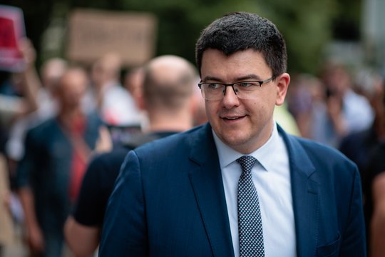 V. Sinica siūlo dekriminalizuoti atsakomybę už neapykantos kalbą: tai etikos sritis