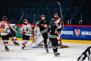Lietuvos švieslentė: lietuvių dvikovos ant ledo, neįveikiama „Sūduva“ ir pirmoji „Pieno žvaigždžių“ pergalė