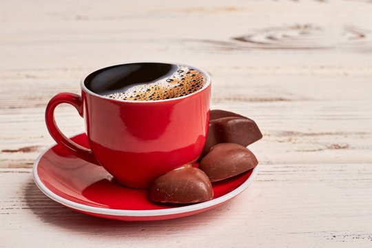 Kava su šiais produktais gali sukelti rimtų sveikatos problemų: pavojingiausia trijulė