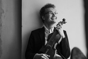 LVSO koncertų salėje grieš prestižinio Karalienės Elžbietos konkurso nugalėtojas Dmytro Udovychenko