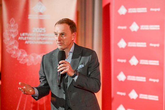 LLAF prezidentas E. Skrabulis – apie įspūdingus 2025-uosius, sporto reformą ir infrastruktūros trūkumą