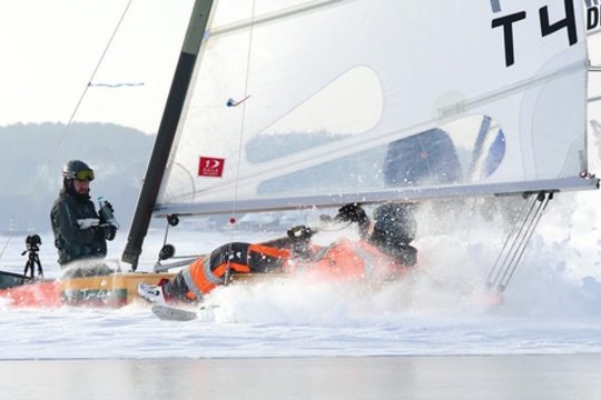 Lietuvos Respublikos DN čempionatas Nidoje: greitis, pusnys ir tikra ledrogių kova