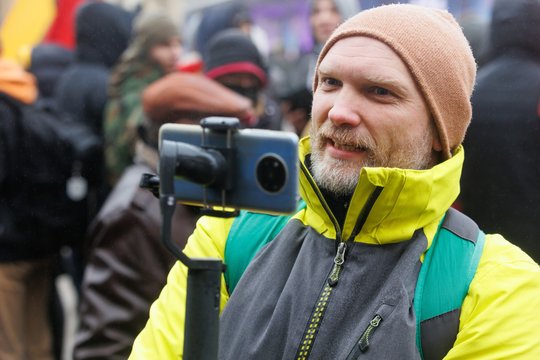 L. Ragelskis slapstosi nuo teisingumo: pabėgo nuo pareigūnų