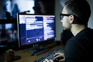 Filmai.in vėl gavo baudą: šįkart – už neteisėtą turinio atsiskaitymą