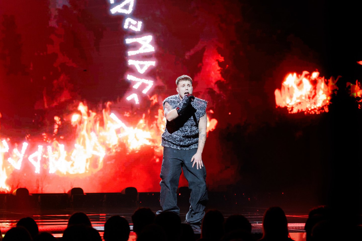 Atikin „Deganti žemelė“.<br> V. Skaraičio nuotr.