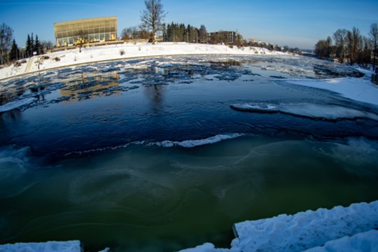 BPC: toliau gaunama pranešimų apie ant žemės gulinčius neblaivus ir galimai sušalusius žmones