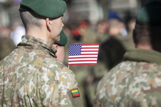 Analizė parodė, kokiame kontekste užsienio žiniasklaidoje dažniausiai minima Lietuva