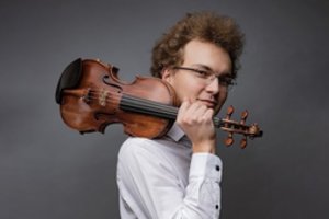 Smuikininkas Dmytro Udovychenko: „Sumokėjau savo kainą, kad galėčiau susitelkti į tai, ką mėgstu“