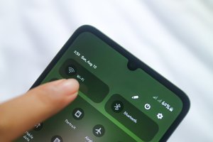 Kokiais interneto ryšio mitais vis dar tikime?