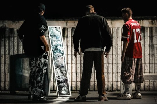 Italijoje chuliganais palaikyti lietuviai sukūrė tarptautinį apdovanojimą pelniusį vaizdo klipą