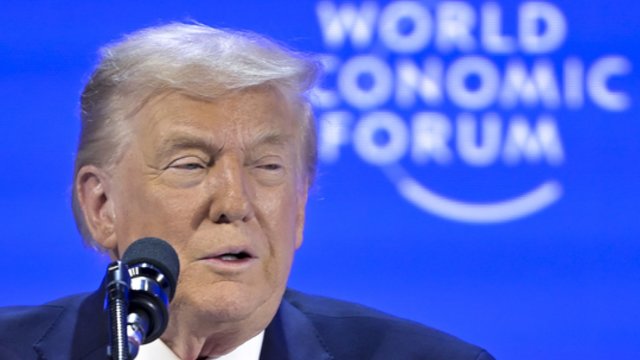 Grenlandijos trokštantis D. Trumpas tvirtina – nenaudos jėgos: prašo vieno