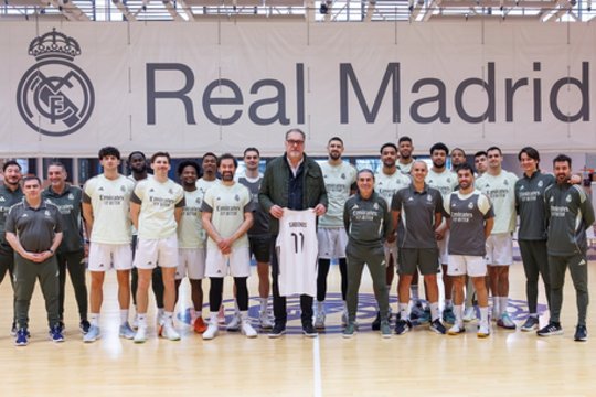 Arvydas Sabonis įžengė į „Real“ tvirtovę – susitiko su ekipa