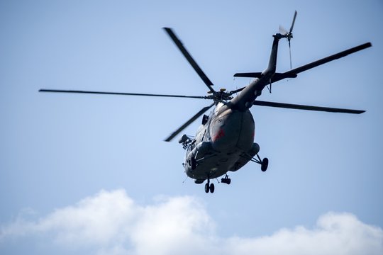 Kariuomenė atskleidė, kodėl virš Kauno visą dieną skraidė sraigtasparnis