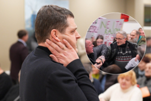 R. Žemaitaičiui keliaujant po Lietuvą – chaosas tęsiasi: Panevėžyje vėl įvyko susistumdymas