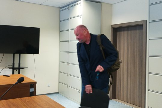 Girtas prie vairo įkliuvęs buvęs Muitinės departamento vadovas D. Žvironas bylinėjosi su policija ir pralaimėjo